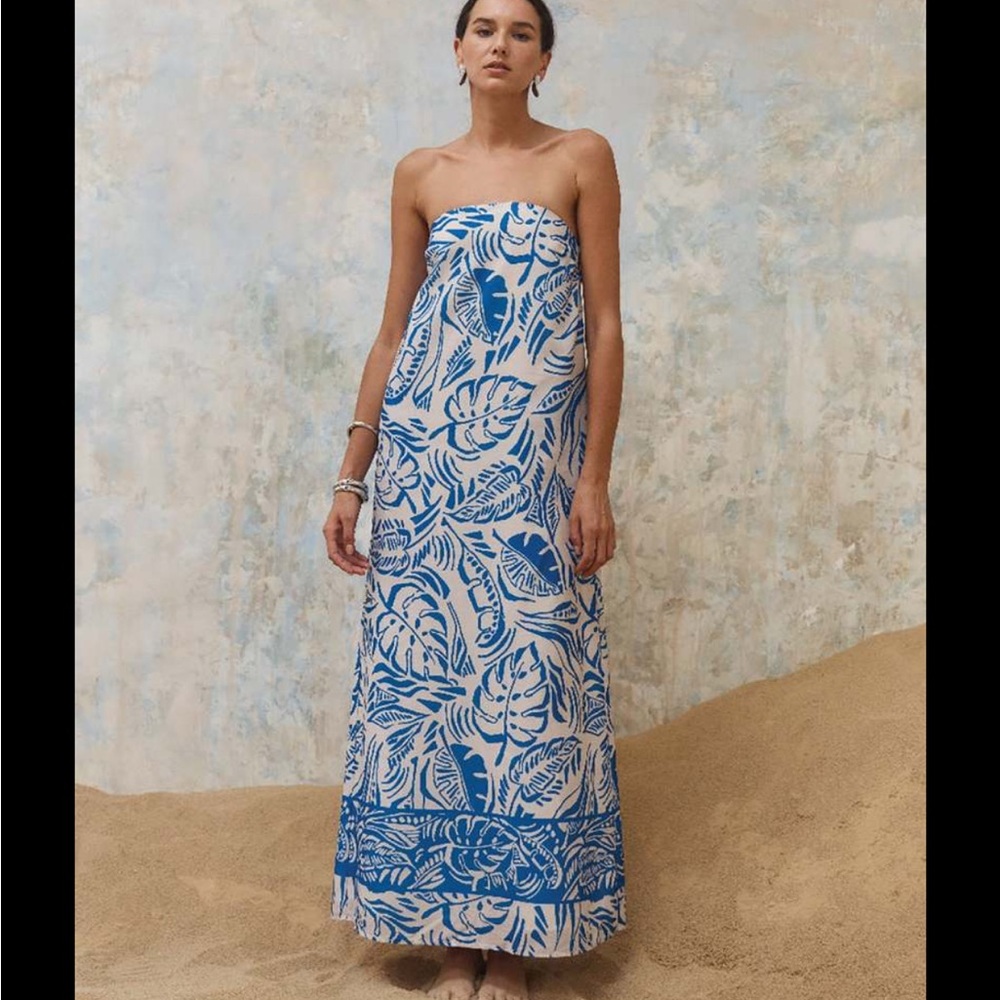 Seven Wonders Maxi Dress. Size small.